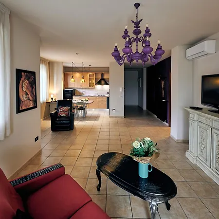 Spacious Vintage Style