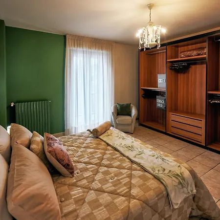 Spacious Vintage Style *